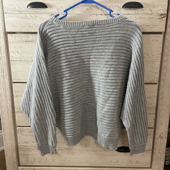 Francesca’s Gray Sweater - Picture 4 of 4